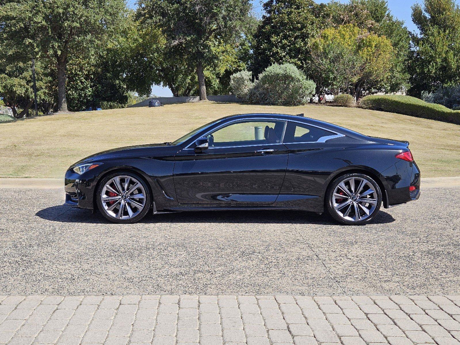 2022 INFINITI Q60 Vehicle Photo in Fort Worth, TX 76132