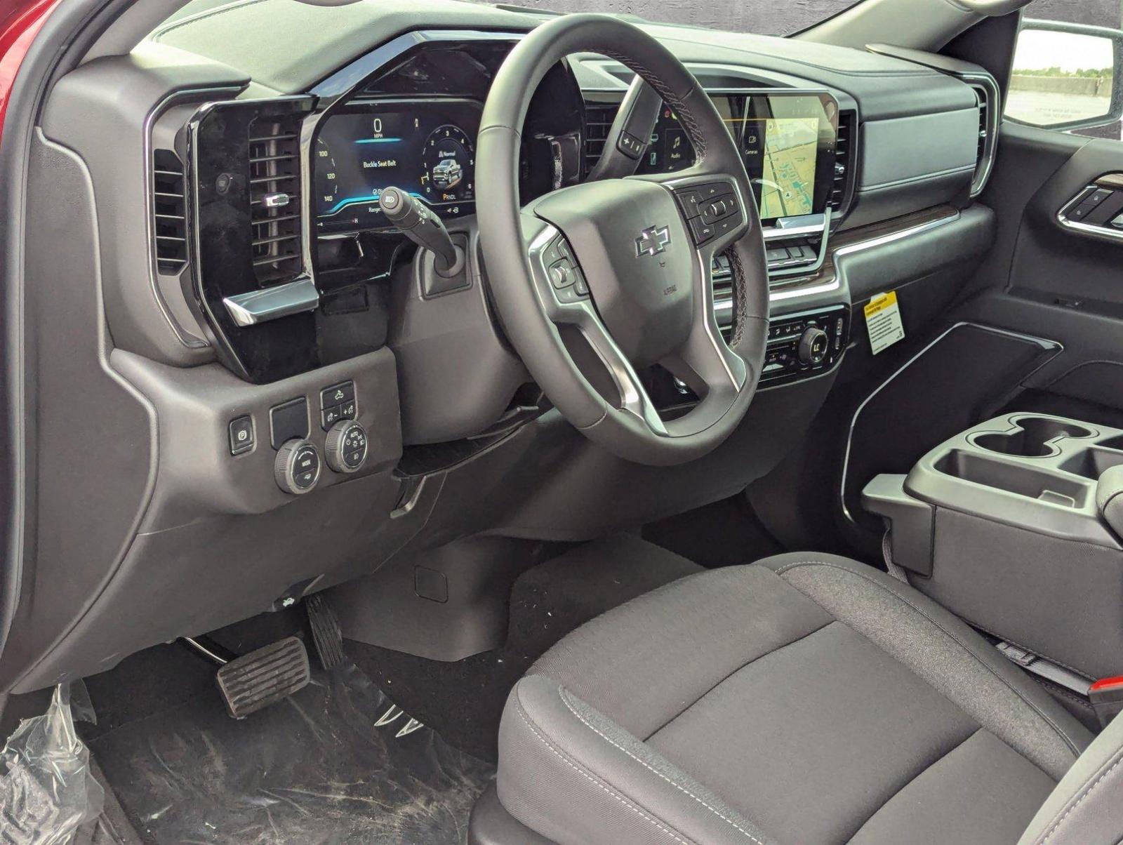 2024 Chevrolet Silverado 1500 Vehicle Photo in PEMBROKE PINES, FL 33024-6534