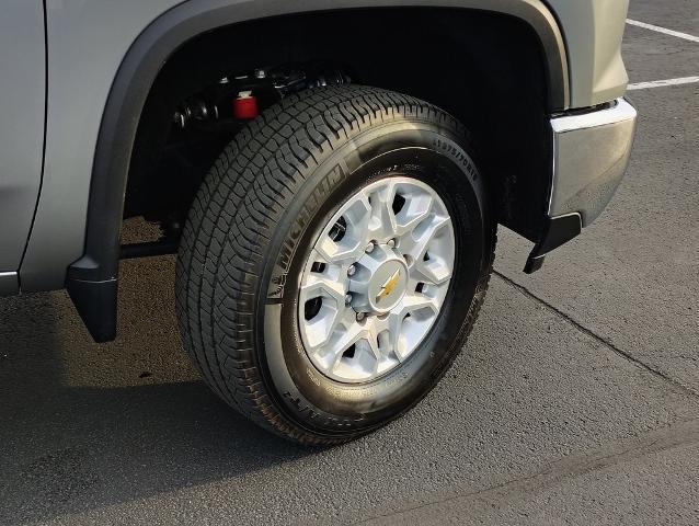 2024 Chevrolet Silverado 2500 HD Vehicle Photo in GREEN BAY, WI 54304-5303