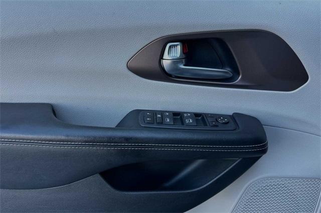 2020 Chrysler Voyager Vehicle Photo in ELK GROVE, CA 95757-8703