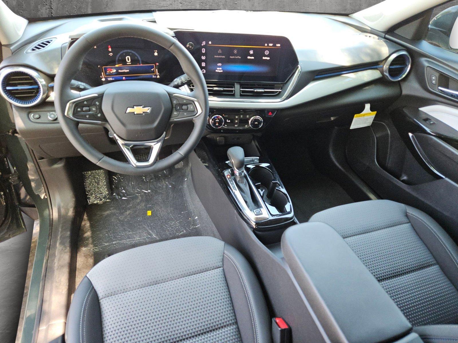 2025 Chevrolet Trax Vehicle Photo in GILBERT, AZ 85297-0446