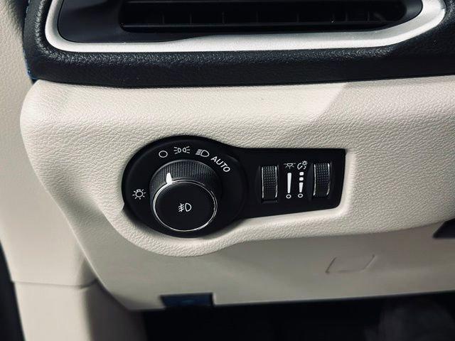 2021 Chrysler Pacifica Vehicle Photo in MEDINA, OH 44256-9631