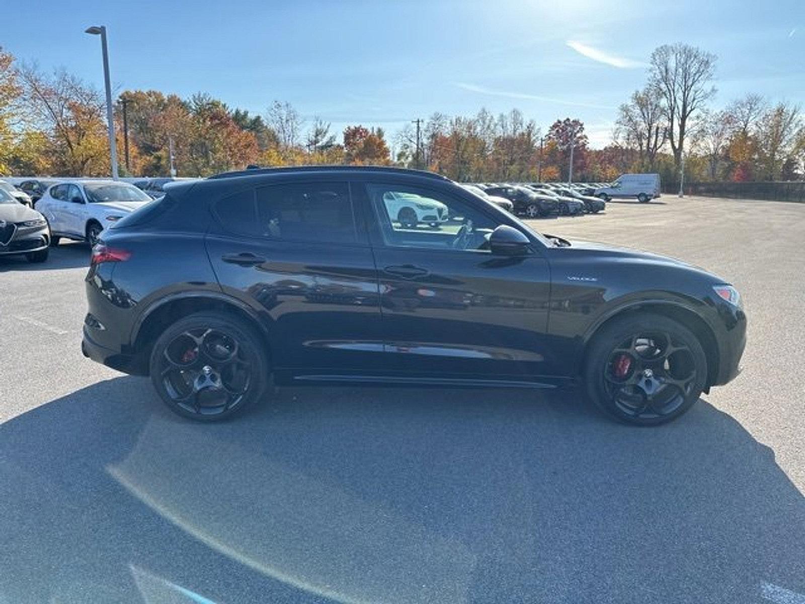 2022 Alfa Romeo Stelvio Vehicle Photo in Willow Grove, PA 19090