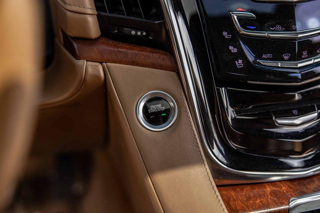 2017 Cadillac Escalade ESV Vehicle Photo in Saint Charles, IL 60174