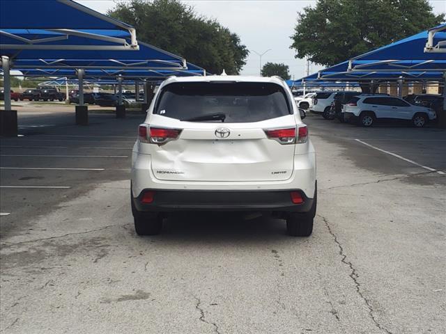 2015 Toyota Highlander Vehicle Photo in DENTON, TX 76210-9321