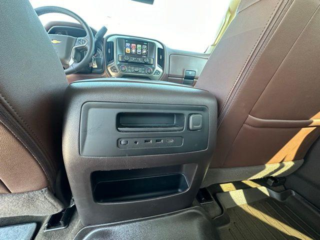 2018 Chevrolet Silverado 1500 Vehicle Photo in TUPELO, MS 38801-6508