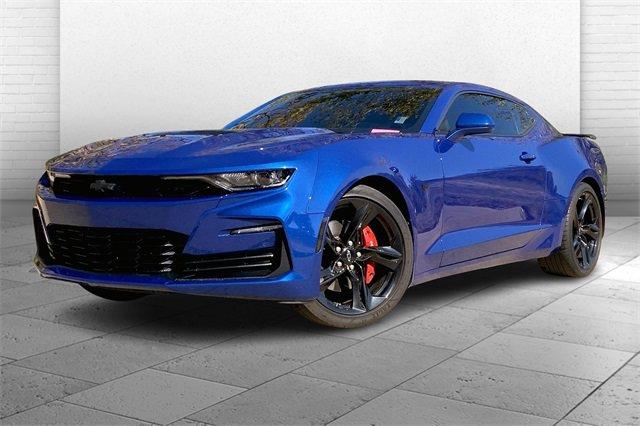 2020 Chevrolet Camaro Vehicle Photo in KANSAS CITY, MO 64114-4502