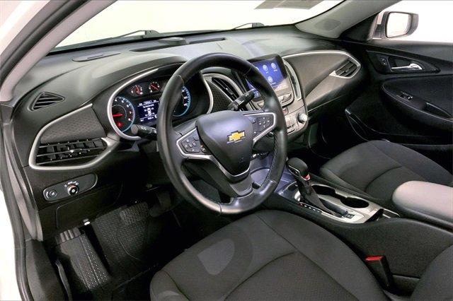 2023 Chevrolet Malibu Vehicle Photo in KANSAS CITY, MO 64114-4502