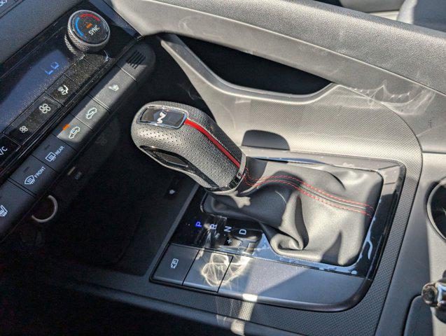 2024 Hyundai ELANTRA Vehicle Photo in Greeley, CO 80634