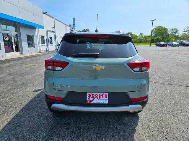 2025 Chevrolet Trailblazer Vehicle Photo in TWO RIVERS, WI 54241-1823