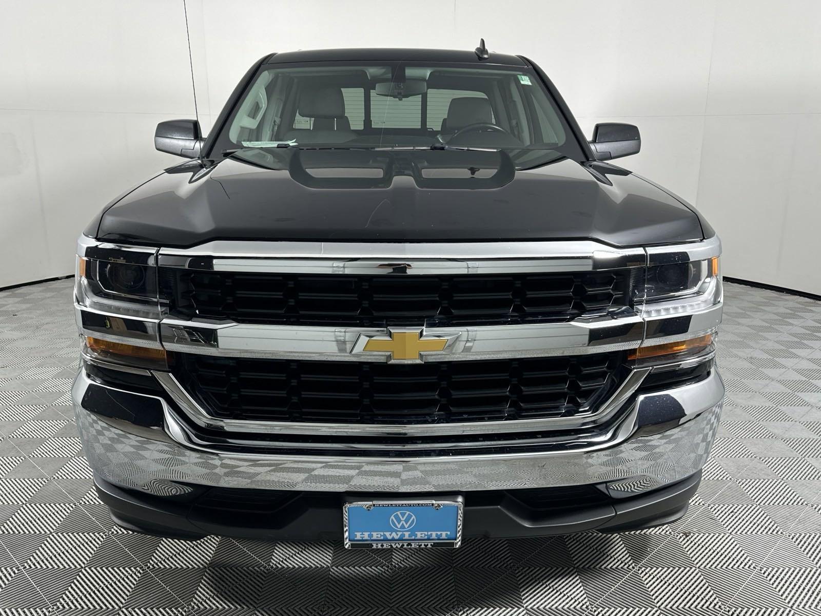 Used 2018 Chevrolet Silverado 1500 LT with VIN 1GCRCREH5JZ349332 for sale in Georgetown, TX