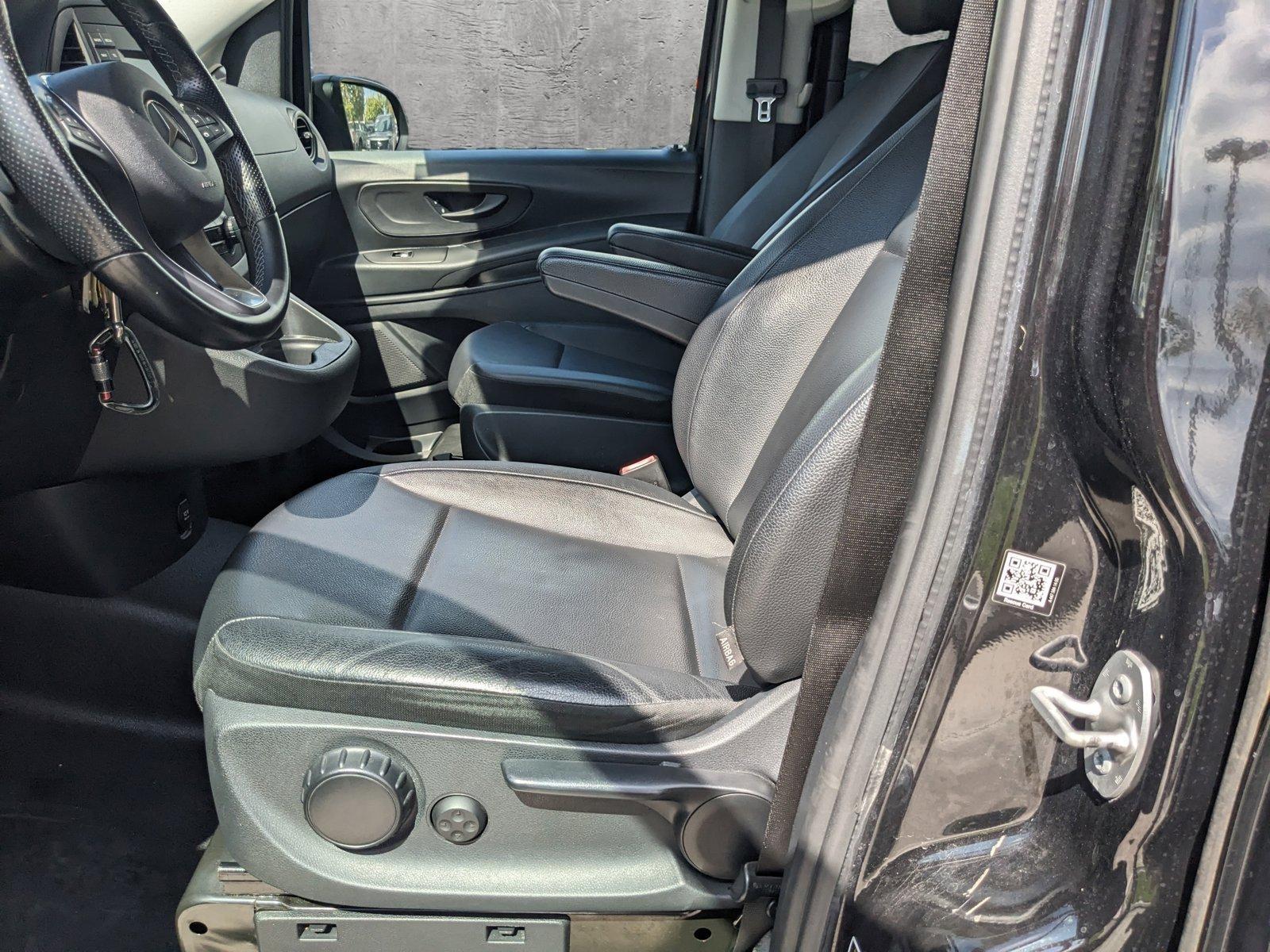 2019 Mercedes-Benz Metris Passenger Van Vehicle Photo in MIAMI, FL 33172-3015