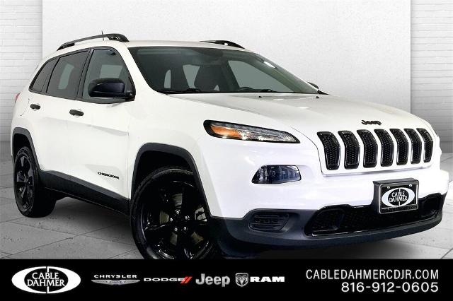 2017 Jeep Cherokee Vehicle Photo in Kansas City, MO 64114