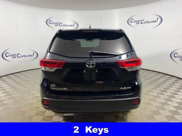 2019 Toyota Highlander Vehicle Photo in BROCKTON, MA 02301-7113