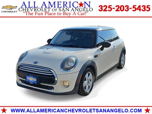 2015 MINI Cooper Hardtop Vehicle Photo in SAN ANGELO, TX 76903-5798