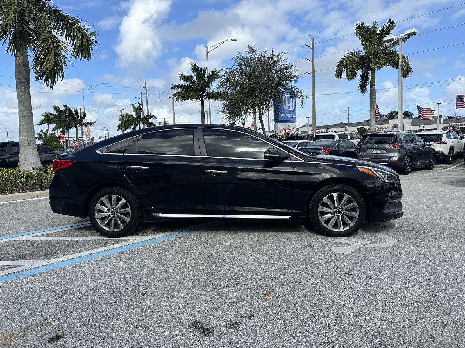 2017 Hyundai SONATA Vehicle Photo in Hollywood, FL 33021