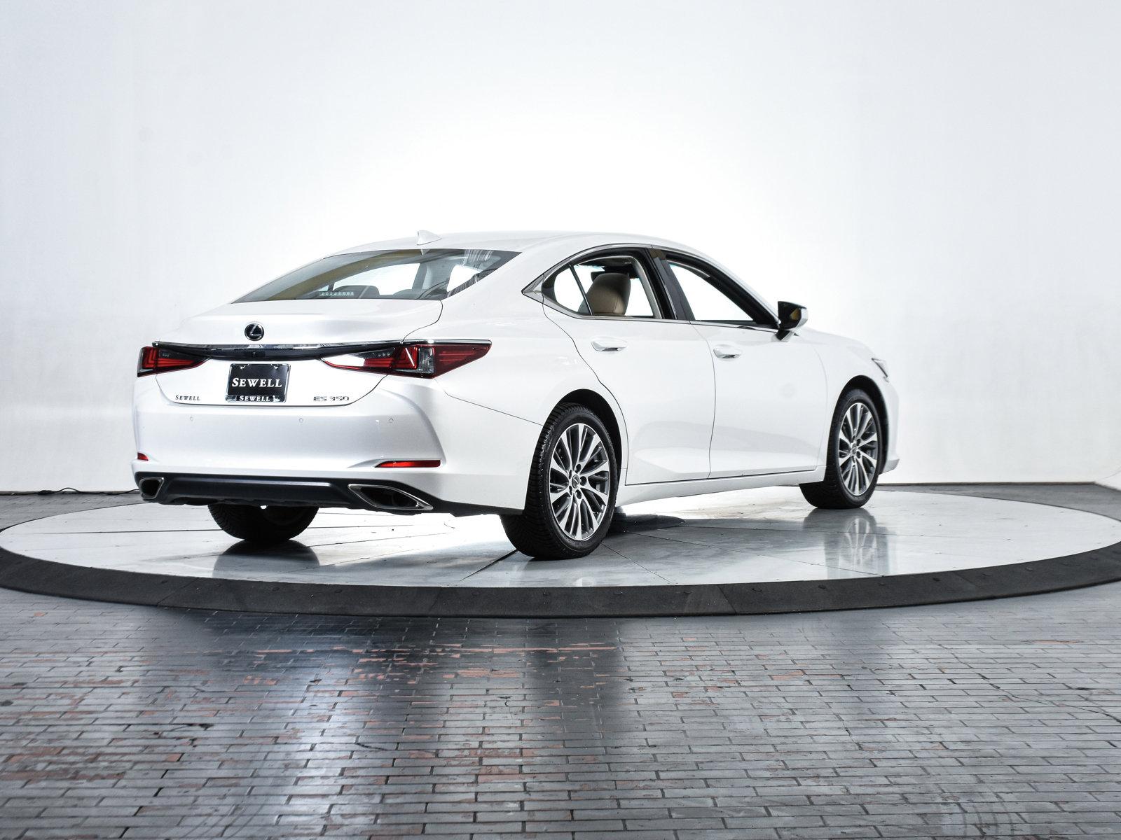 2020 Lexus ES 350 Vehicle Photo in DALLAS, TX 75235