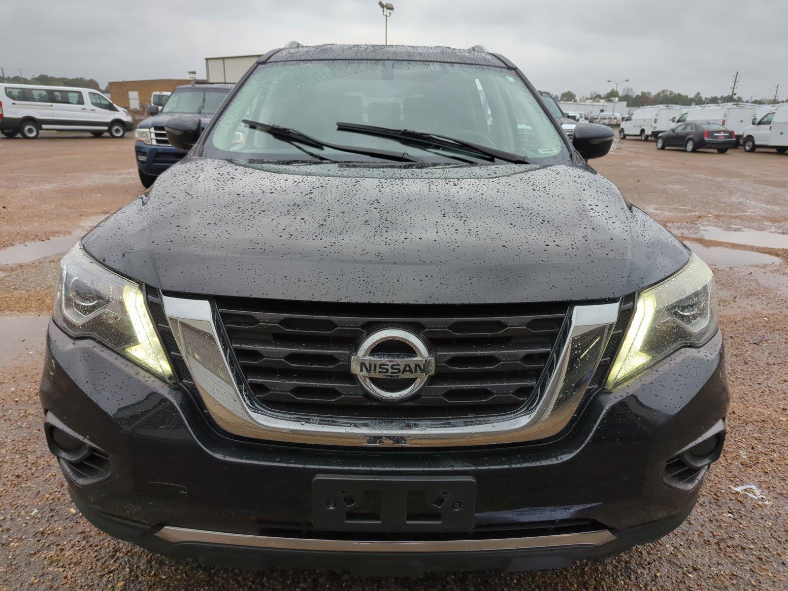 2019 Nissan Pathfinder Vehicle Photo in MEMPHIS, TN 38115-1503