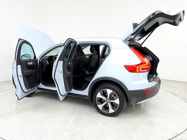 2024 Volvo XC40 Vehicle Photo in Grapevine, TX 76051