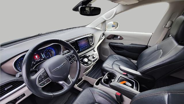 2017 Chrysler Pacifica Vehicle Photo in Appleton, WI 54914