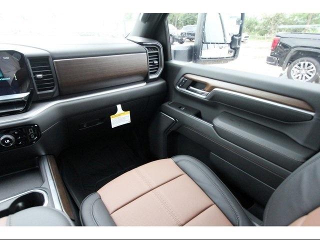 2024 Chevrolet Silverado 3500 HD Vehicle Photo in ROSENBERG, TX 77471-5675