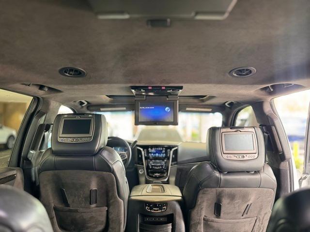 2018 Cadillac Escalade ESV Vehicle Photo in DELRAY BEACH, FL 33483-3294