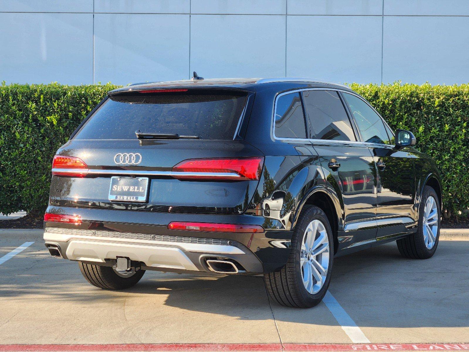 2025 Audi Q7 Vehicle Photo in MCKINNEY, TX 75070