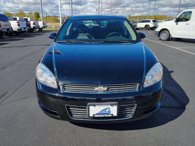 2009 Chevrolet Impala Vehicle Photo in GREEN BAY, WI 54304-5303