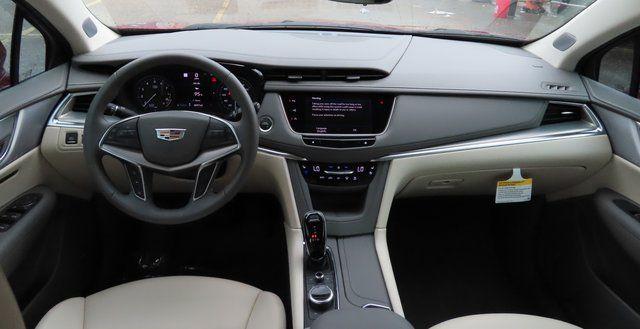 2024 Cadillac XT5 Vehicle Photo in DELRAY BEACH, FL 33483-3294