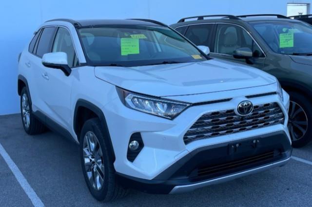 2021 Toyota RAV4 Vehicle Photo in Green Bay, WI 54304