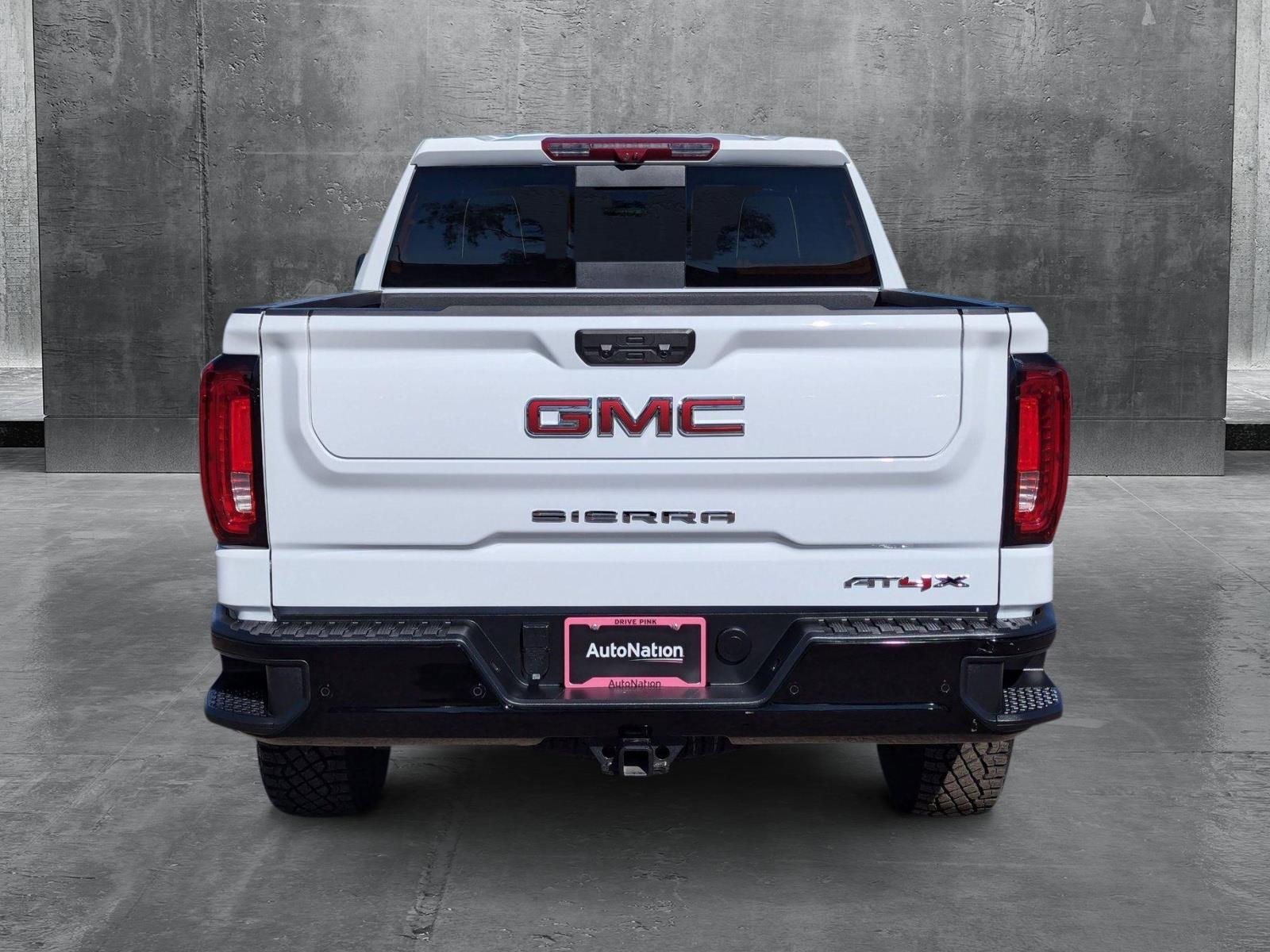 2024 GMC Sierra 1500 Vehicle Photo in PEORIA, AZ 85382-3715