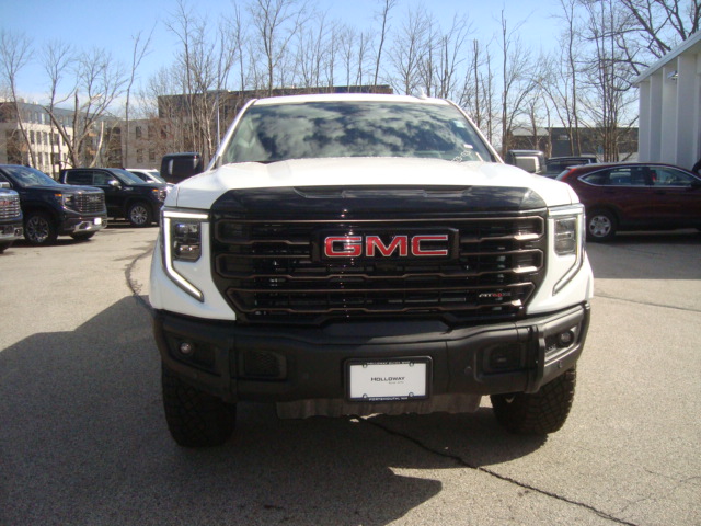 2024 GMC Sierra 1500 Vehicle Photo in PORTSMOUTH, NH 03801-4196