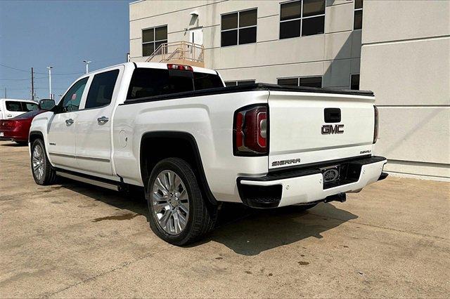 2018 GMC Sierra 1500 Vehicle Photo in TOPEKA, KS 66609-0000