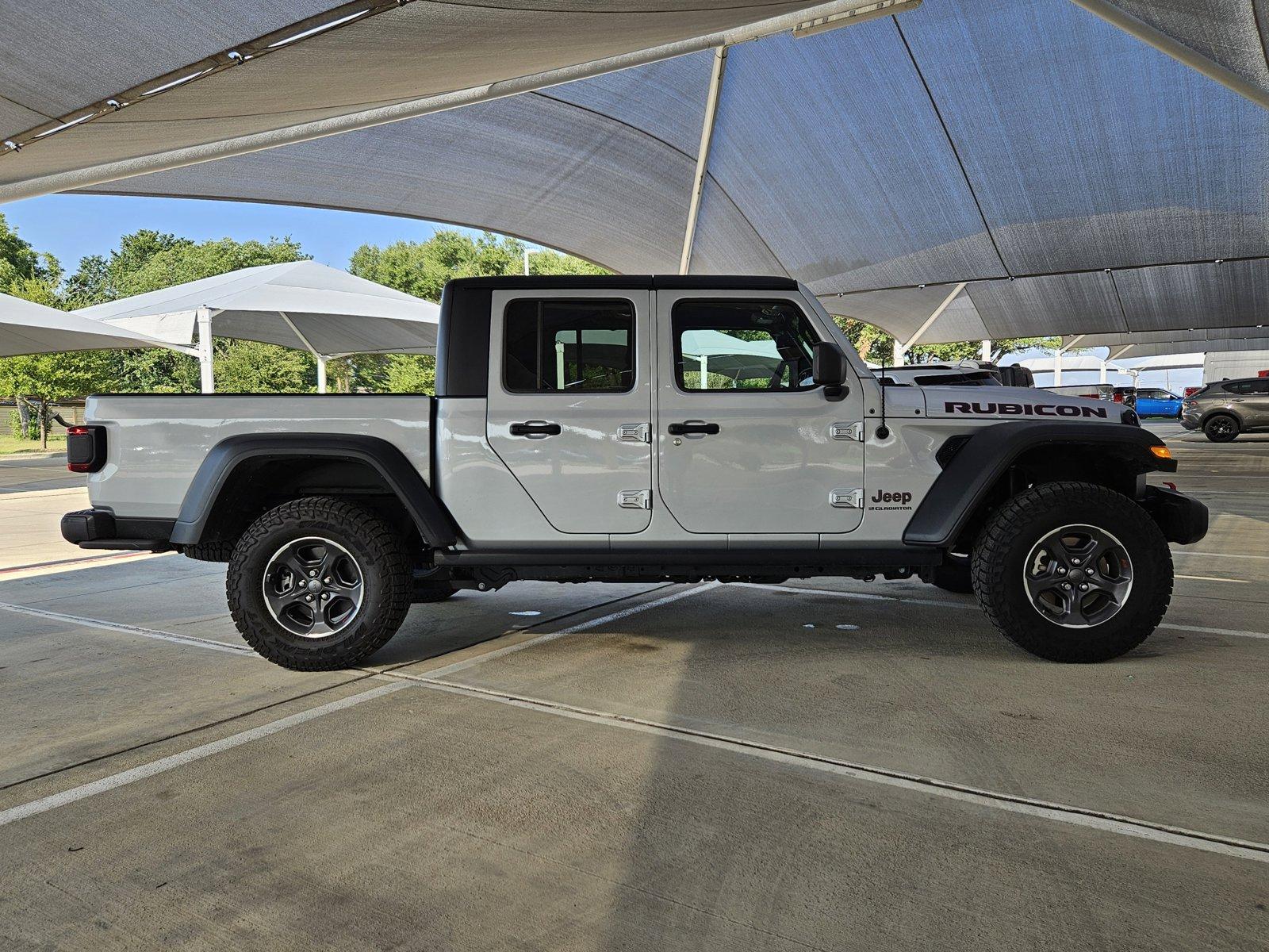 2023 Jeep Gladiator Vehicle Photo in NORTH RICHLAND HILLS, TX 76180-7199