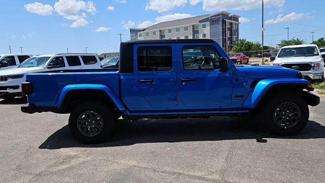 2024 Jeep Gladiator Vehicle Photo in San Angelo, TX 76901