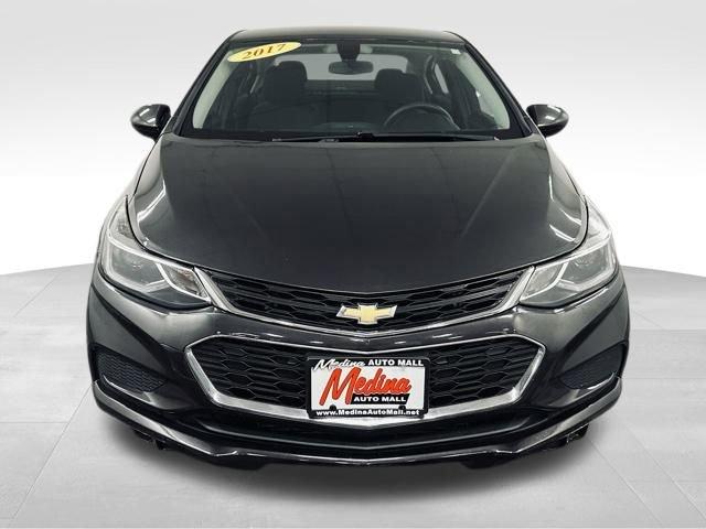 2017 Chevrolet Cruze Vehicle Photo in MEDINA, OH 44256-9631