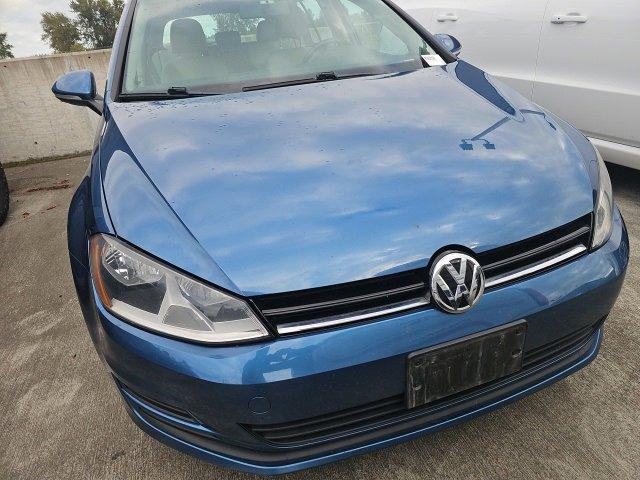 2015 Volkswagen Golf SportWagen Vehicle Photo in PUYALLUP, WA 98371-4149