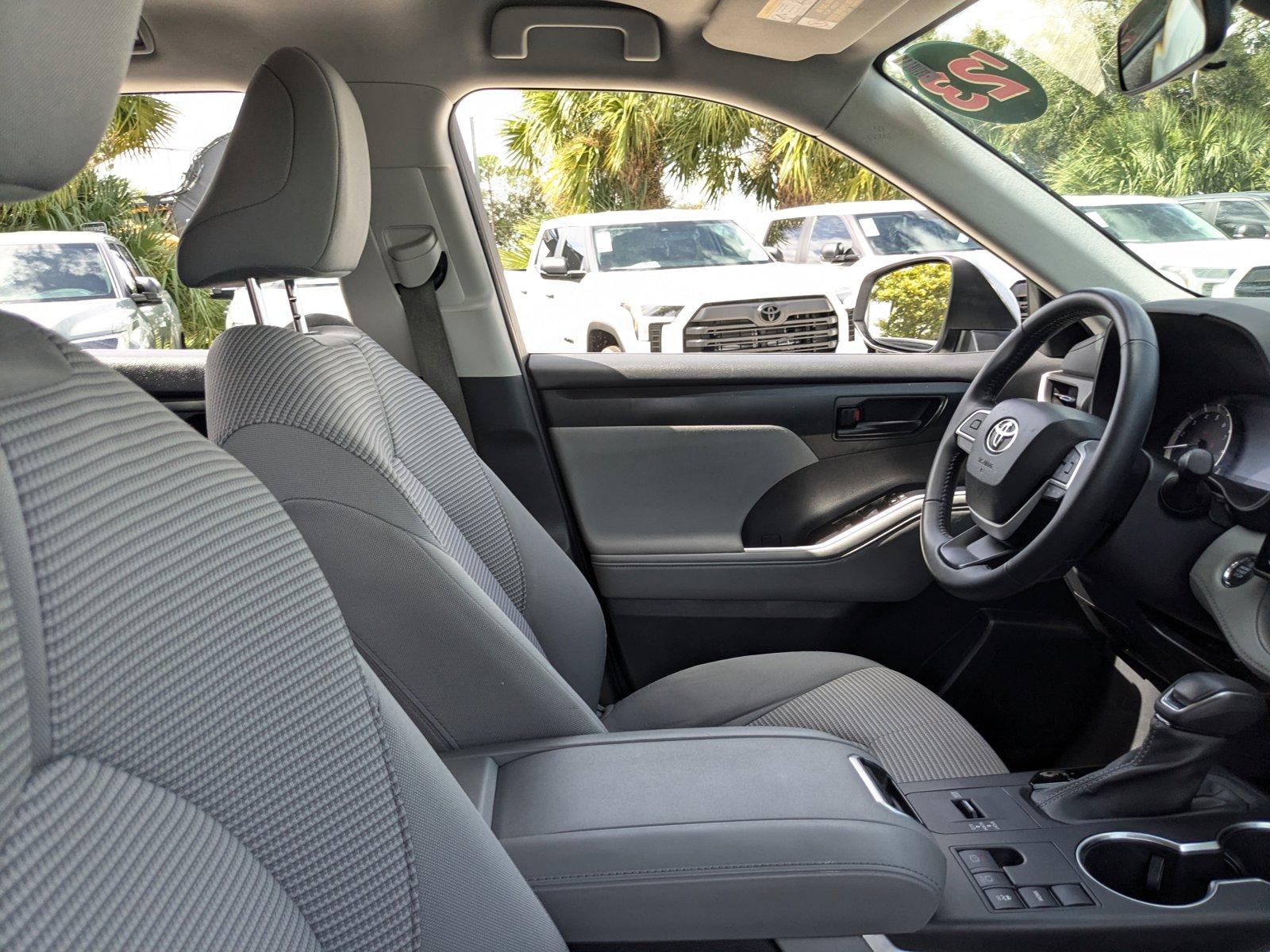 2023 Toyota Highlander Vehicle Photo in Winter Park, FL 32792