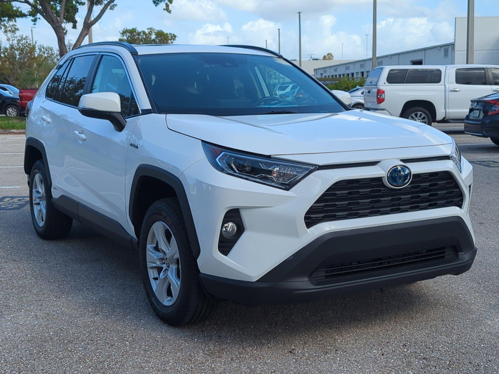 2021 Toyota RAV4 Vehicle Photo in Ft. Myers, FL 33907