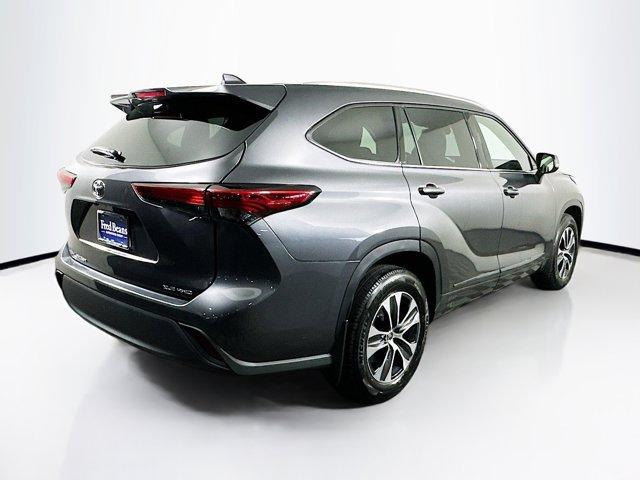 2021 Toyota Highlander Vehicle Photo in Flemington, NJ 08822