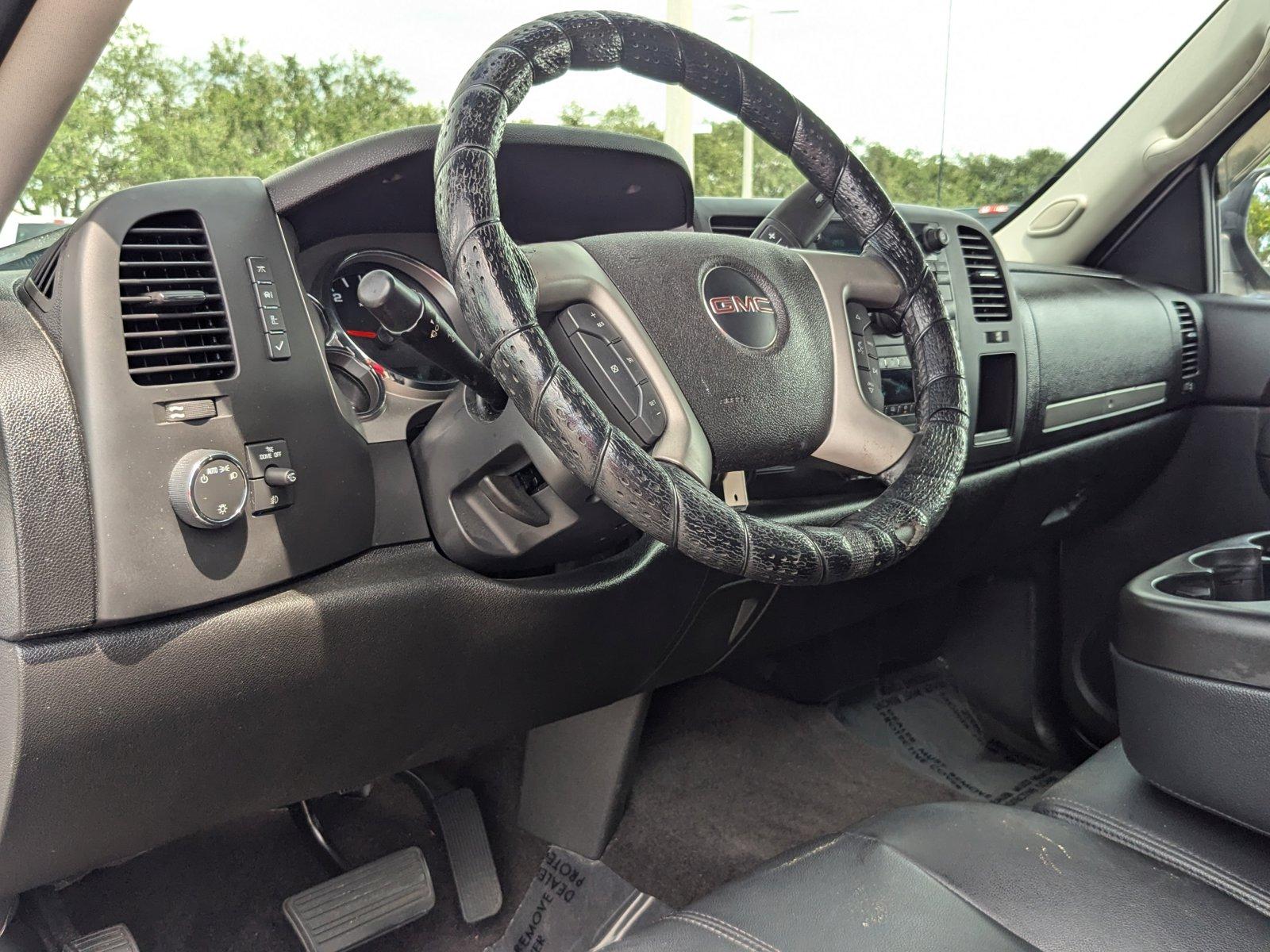 2013 GMC Sierra 1500 Vehicle Photo in St. Petersburg, FL 33713