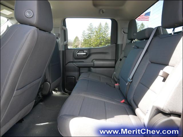 2024 Chevrolet Silverado 1500 Vehicle Photo in MAPLEWOOD, MN 55119-4794