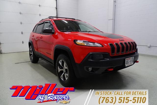 2017 Jeep Cherokee Vehicle Photo in ROGERS, MN 55374-9422