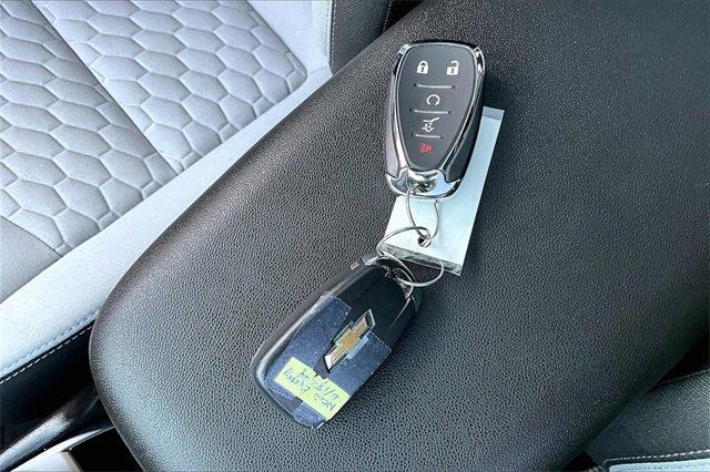 2020 Chevrolet Equinox Vehicle Photo in TOPEKA, KS 66609-0000