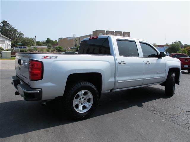 Used 2017 Chevrolet Silverado 1500 LT with VIN 3GCUKREC1HG195939 for sale in Conway, SC