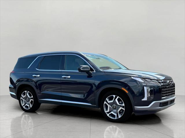 2024 Hyundai PALISADE Vehicle Photo in Green Bay, WI 54304