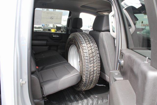 2024 Chevrolet Silverado 3500 HD Chassis Cab Vehicle Photo in SAINT CLAIRSVILLE, OH 43950-8512