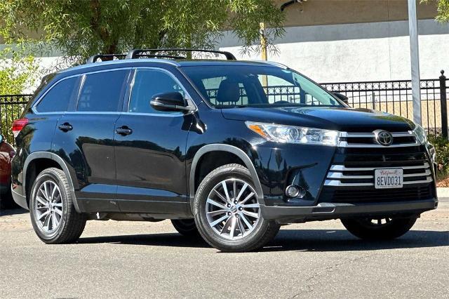 Used 2018 Toyota Highlander XLE with VIN 5TDKZRFHXJS534282 for sale in San Jose, CA