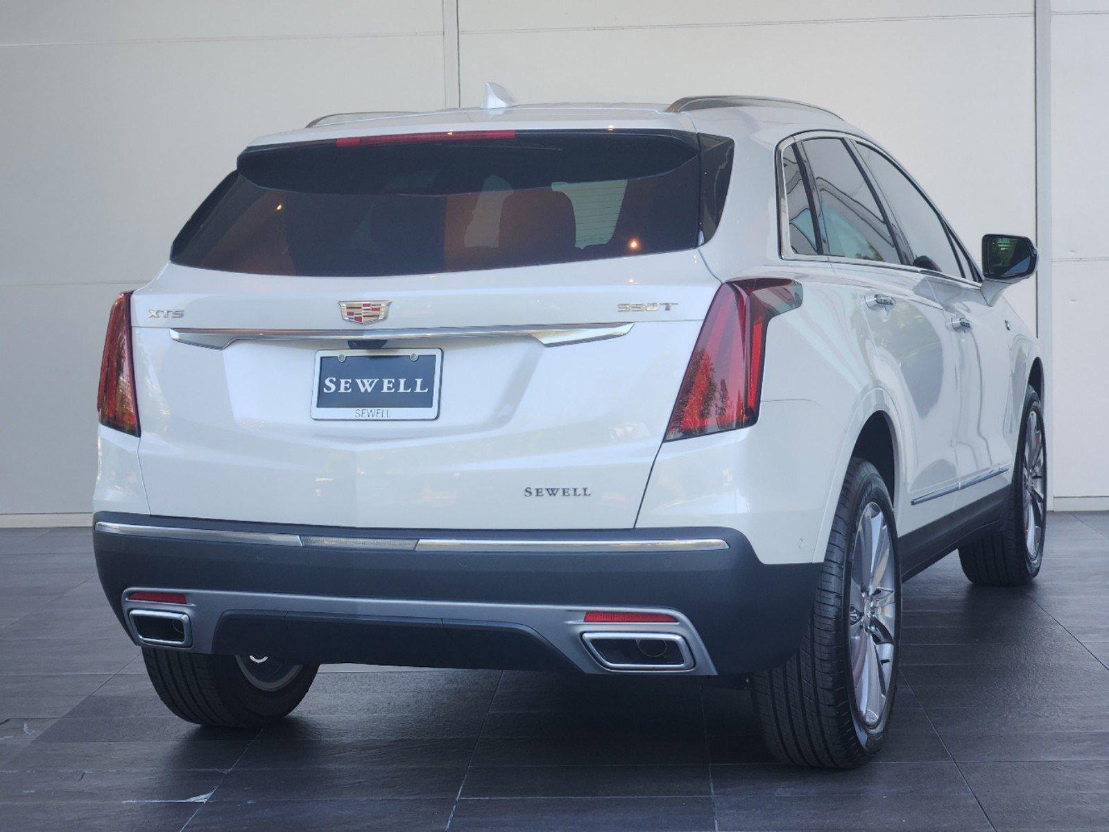 2024 Cadillac XT5 Vehicle Photo in HOUSTON, TX 77079-1502