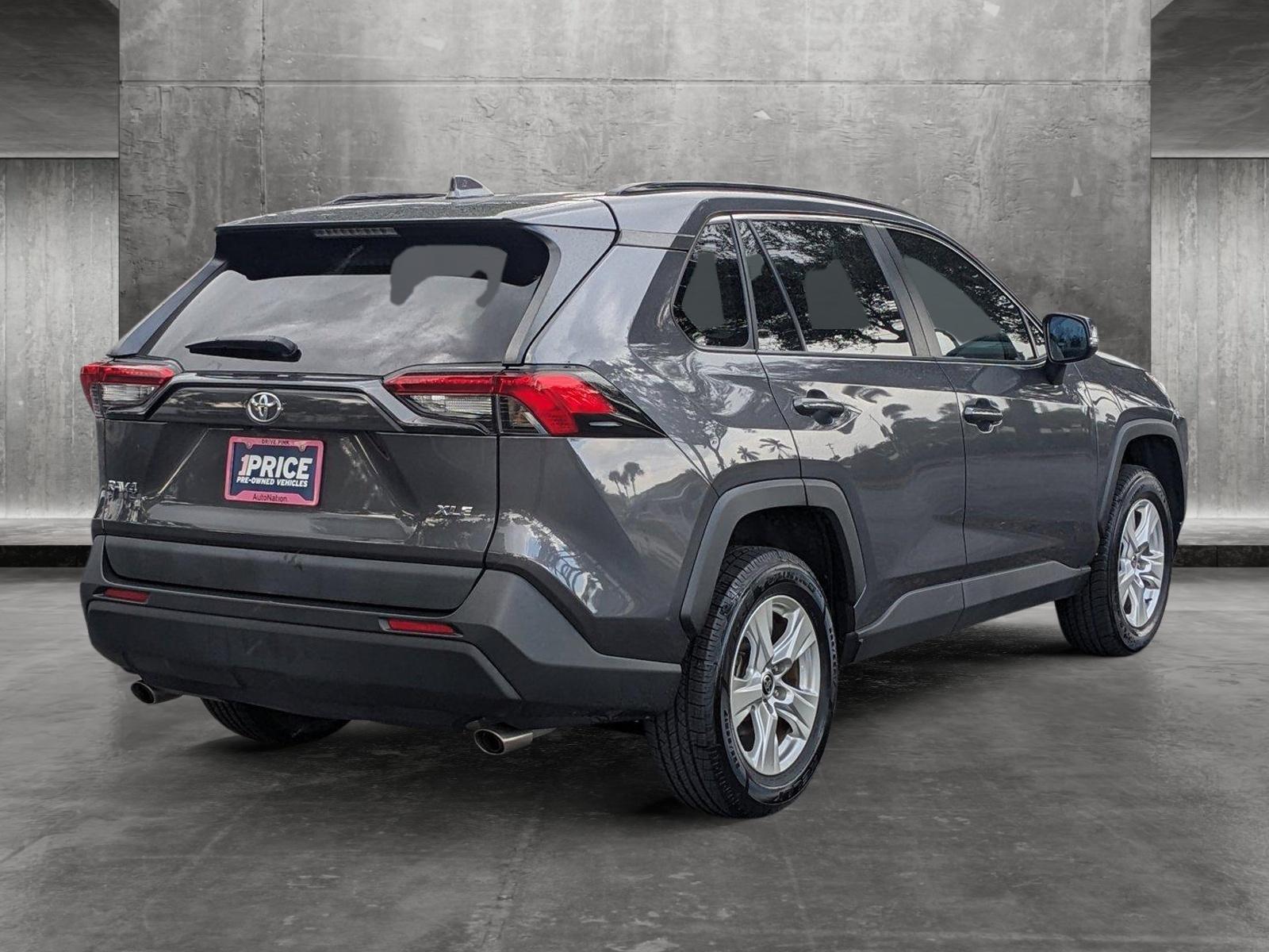 2021 Toyota RAV4 Vehicle Photo in GREENACRES, FL 33463-3207